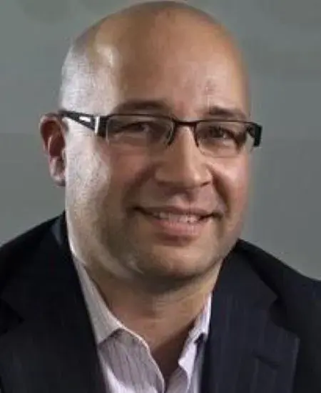 joshua_konowe_headshot.jpg