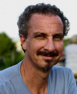 stefan_bird-pollan_headshot.jpg